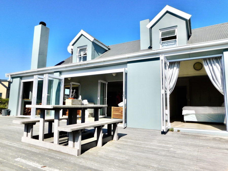 2 Bedroom Property for Sale in Grotto Bay Western Cape